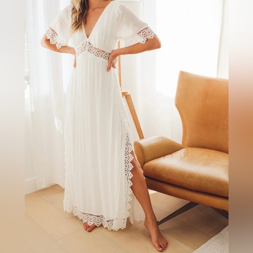 Lulu’s Sweeten the Occasion White Lace Maxi